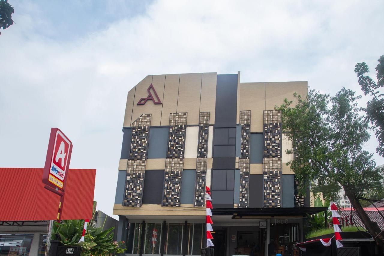 OYO 3518 Adotel Jacarta Exterior foto