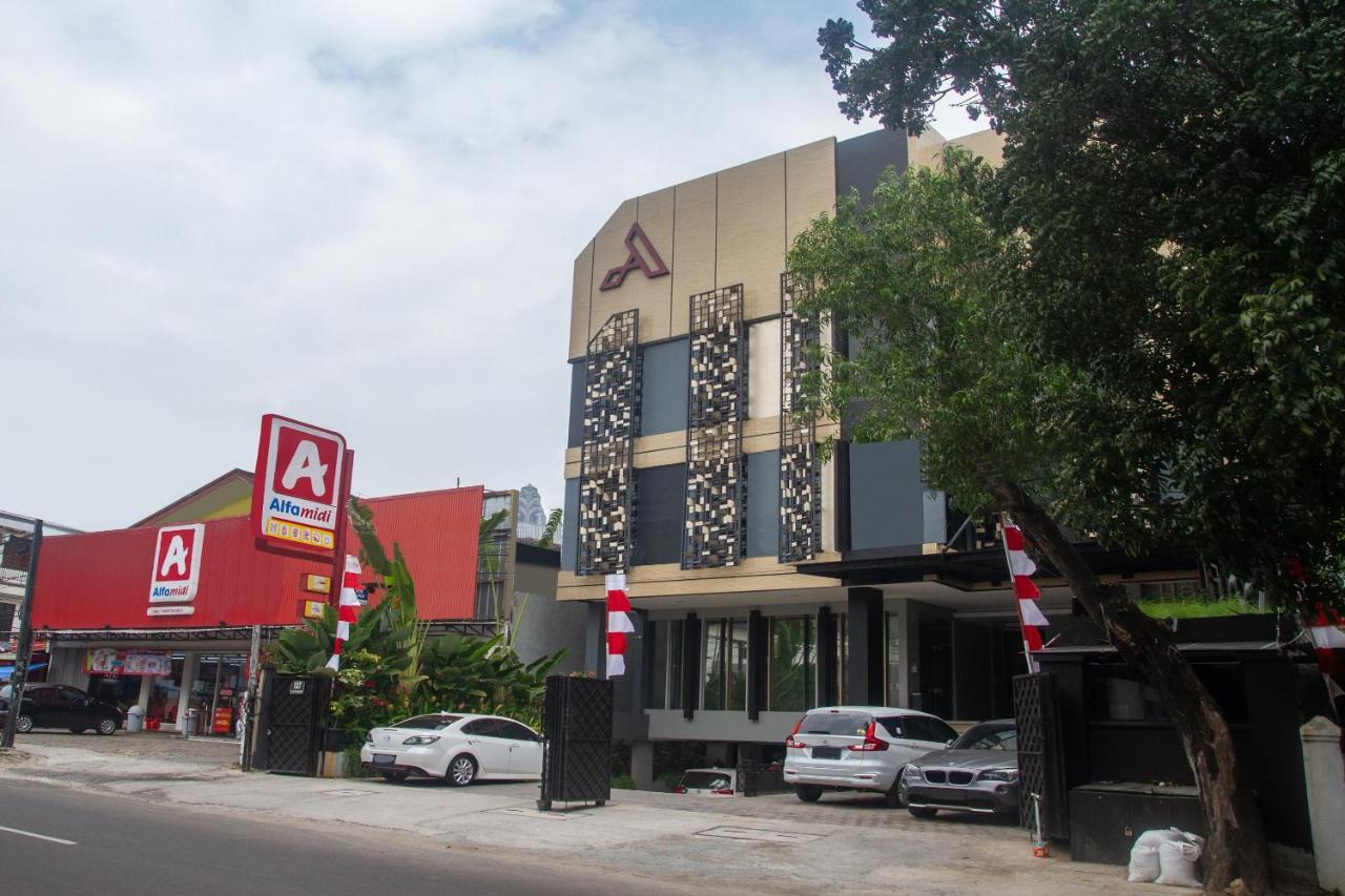 OYO 3518 Adotel Jacarta Exterior foto